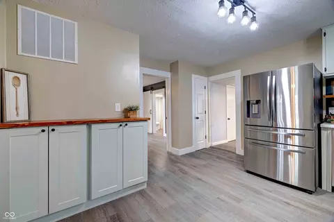 Entry Way - 1120 W Oak St, Mitchell, IN 47446 photo 1 of 2