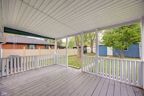 Exterior - 1120 W Oak St, Mitchell, IN 47446 photo 6 of 7