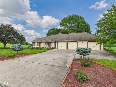 1014 Gray Squirrel Dr, Pendleton, IN 46064 photo 6