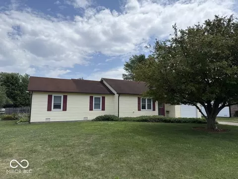 5360 Collett Dr E, Camby, IN 46113