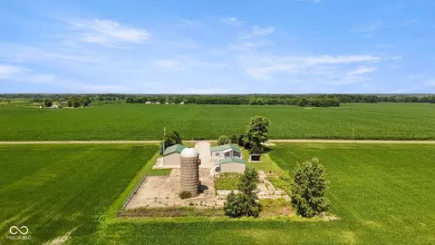 10673 N County Road 900 W, Russellville, IN 46175