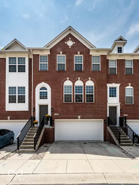 11835 Harvard Ln, Carmel, IN 46032