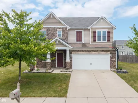5594 Ralfe Rd, Indianapolis, IN 46234