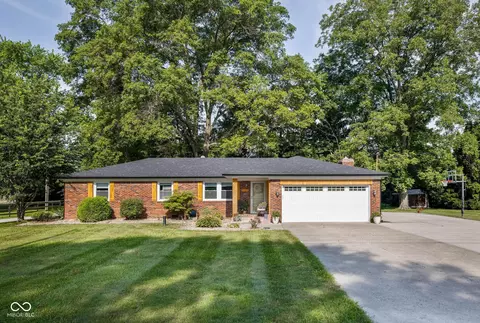 2748 S Meridian Rd, Greenfield, IN 46140