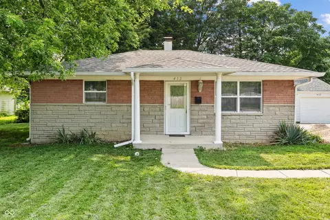 412 N Meridian St, Greenwood, IN 46143