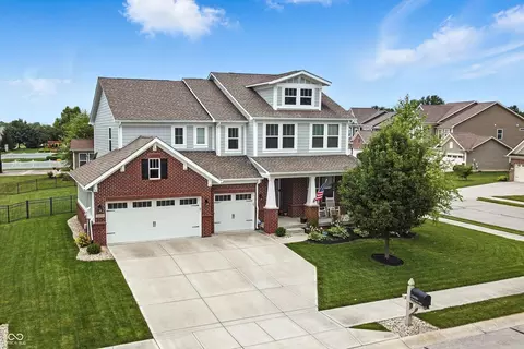 10490 Cleary Trace Dr, Fishers, IN 46040