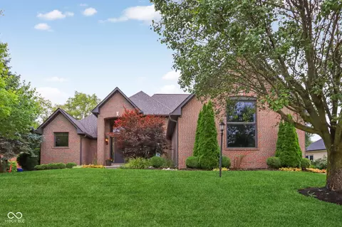 10557 Madison Brooks Dr, Fishers, IN 46040