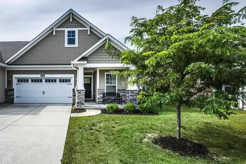 6039 Rockdell Dr, Indianapolis, IN 46237