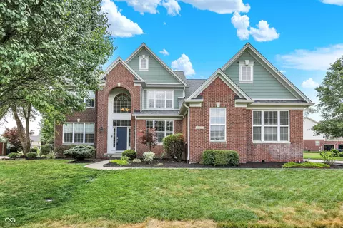 13326 Amundson Dr, Westfield, IN 46074