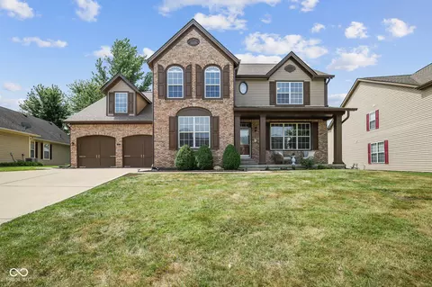 18879 Monarch Springs Dr, Noblesville, IN 46060