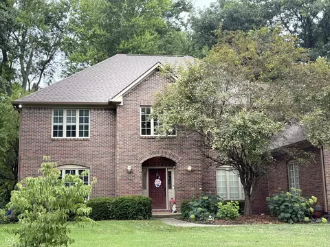14304 Woodfield Dr S, Carmel, IN 46033
