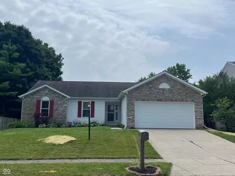 10415 Fawn Ridge Ln, Indianapolis, IN 46236