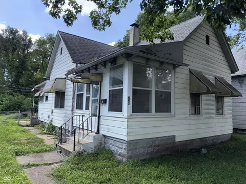 726 N 14th 12 St, Terre Haute, IN 47807
