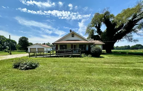1335 Smokey Rd, Martinsville, IN 46151