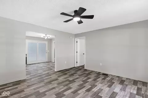 1220 N Third St, Austin, IN 47102 photo 4