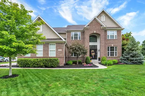 13034 Blalock Dr, Fishers, IN 46037