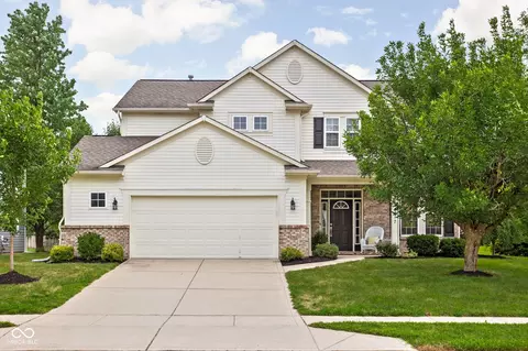 13417 Creektree Ln, Fishers, IN 46038