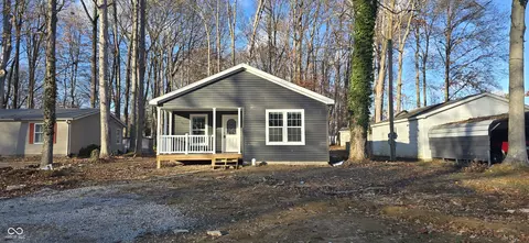 160 Lazy River Pl, Cloverdale, IN 46120