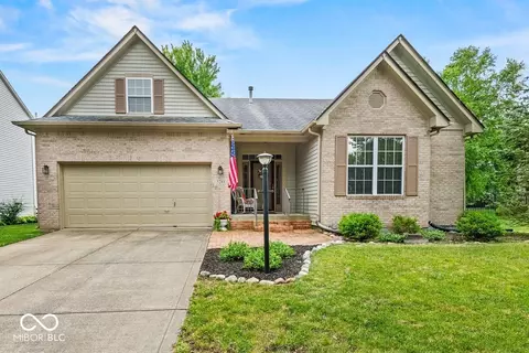 5281 Ivy Hill Dr, Carmel, IN 46033