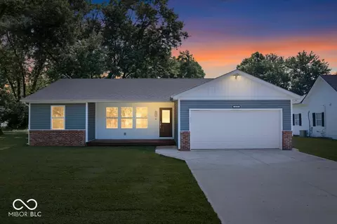 423 N Randall St, Ingalls, IN 46048