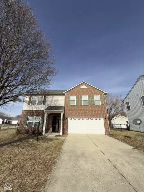 1881 Harvest Meadow Dr, Greenwood, IN 46143