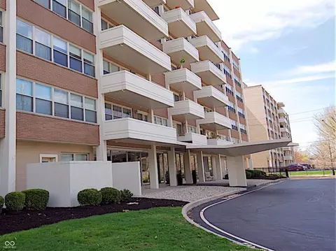 25 E 40th St #4K, Indianapolis, IN 46205