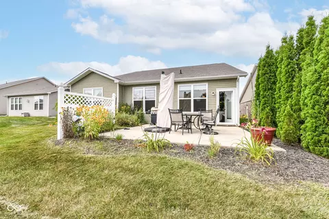 Exterior - 5119 Silverbell Dr, Plainfield, IN 46168 photo 3 of 5