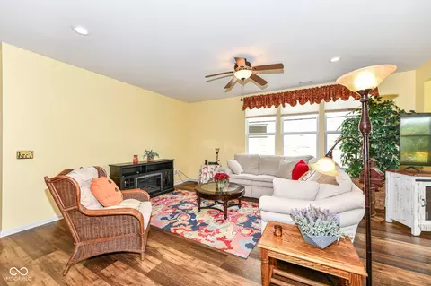 Living - 5119 Silverbell Dr, Plainfield, IN 46168 photo 2 of 5