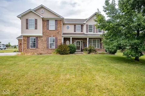 268 Larimar Dr, Whiteland, IN 46184