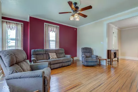 400 W State St, Pendleton, IN 46064 photo 8