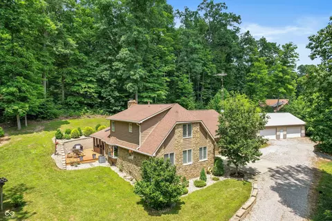 3750 S Whitehorse Rd, Nashville, IN 47448