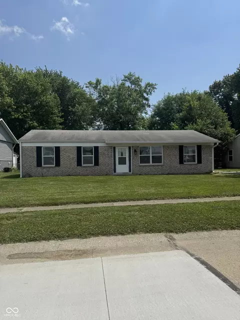 1831 N Main St, Franklin, IN 46131