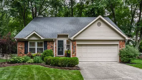 9028 Split Tree Ct, Indianapolis, IN 46256