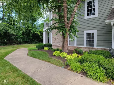 1096 Shadow Ridge Rd, Indianapolis, IN 46280