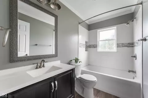 Bath - 508 Willow Grove Rd, Centerville, IN 47330 photo 1 of 1