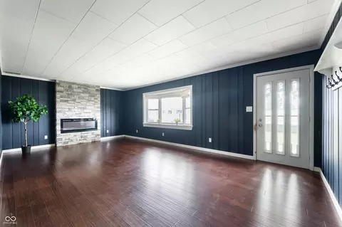 Living - 508 Willow Grove Rd, Centerville, IN 47330 photo 1 of 3