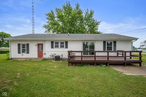 Exterior - 508 Willow Grove Rd, Centerville, IN 47330 photo 3 of 4