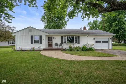 508 Willow Grove Rd, Centerville, IN 47330