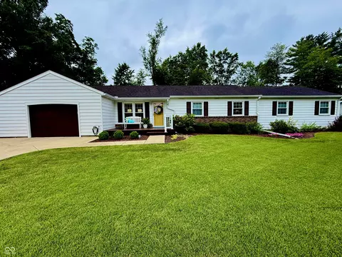 56 E Colony Acres Dr, Brazil, IN 47834
