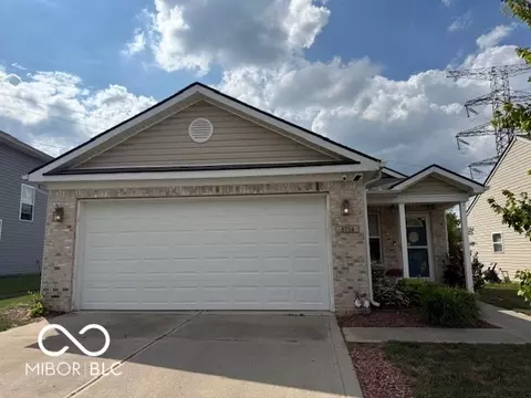 5714 High Timber Ln, Indianapolis, IN 46235