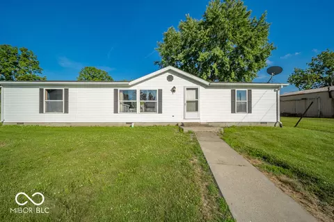 14109 W Main St, Daleville, IN 47334