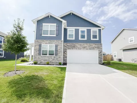 1435 Buttercup Ln, Shelbyville, IN 46176
