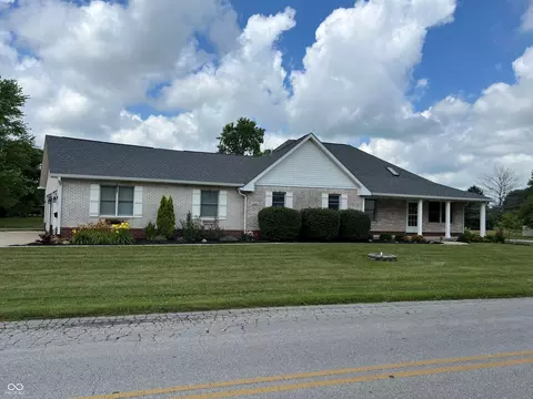 2018 Elizaville Rd, Lebanon, IN 46052
