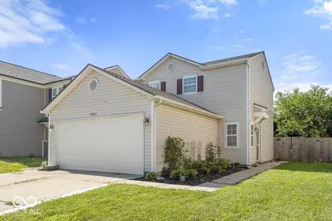 10863 Walnut Grv, Camby, IN 46113