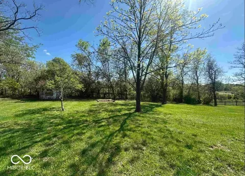 98 E Smithville Rd, Bloomington, IN 47401 photo 31