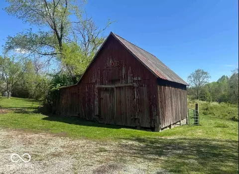 98 E Smithville Rd, Bloomington, IN 47401 photo 23