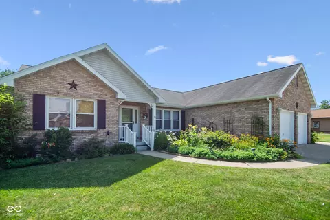 4533 Hackberry Dr, Columbus, IN 47201 photo 7