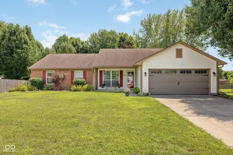 7818 Jaclyn Dr, Indianapolis, IN 46237