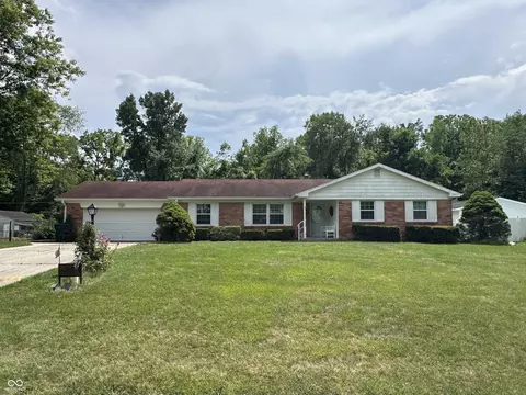 6829 Donnelly Dr, Brownsburg, IN 46112