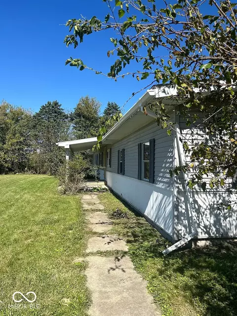 7589 S 100 W, Wabash, IN 46992